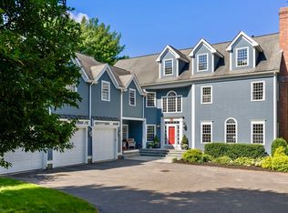 53 Park Ave, Wellesley, MA 02481