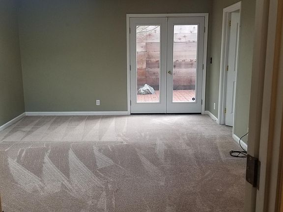 4th image of 1480 Erin Ct