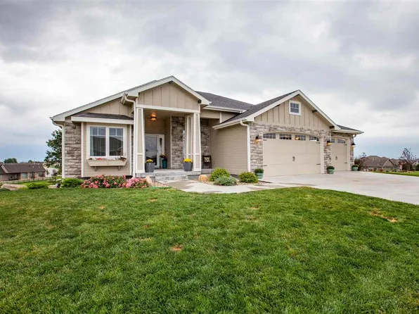 1003 Lesmer Cir, Manhattan, KS 66503