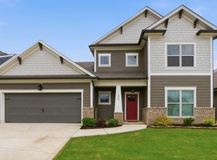 2580 Blue Skies Dr, Ooltewah, TN 37363