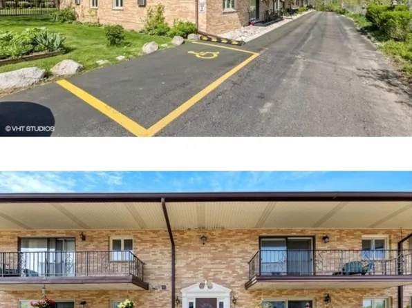 8996 Archer Ave APT 2B, Willow Springs, IL 60480