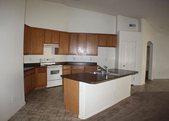 3rd image of 1226 W Delmonte Dr