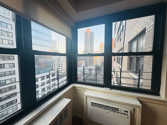 Rented by David Francis New York LLC | media 13