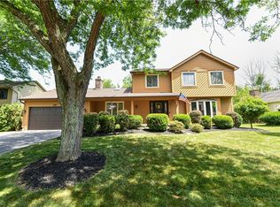 114 Willowood Dr, Rochester, NY 14612