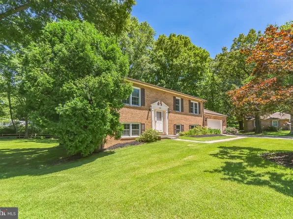 3800 Margay Ct, Alexandria, VA 22309