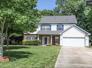 8804 Tarpan Ct, Charlotte, NC 28216