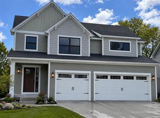 7821 Austin Path, Inver Grove Heights, MN 55077