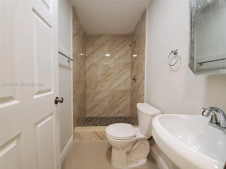 10372 NW 10th Ave — Photo 9