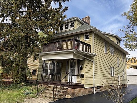 2nd image of 2201 Oakdale Rd