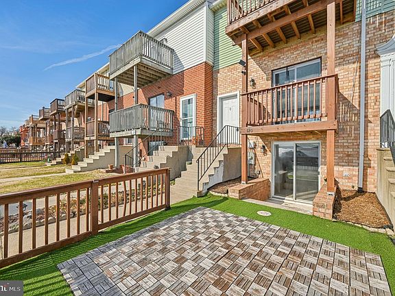 4th image of 120 Villa Capri Cir