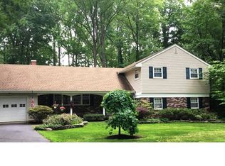 32 Exeter Rd, East Windsor, NJ 08520
