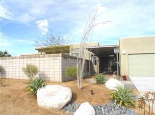 1090 Azure Ct, Palm Springs, CA --