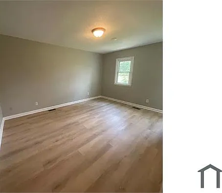 5 bed, 2066 sqft, $2,200 — Photo 4