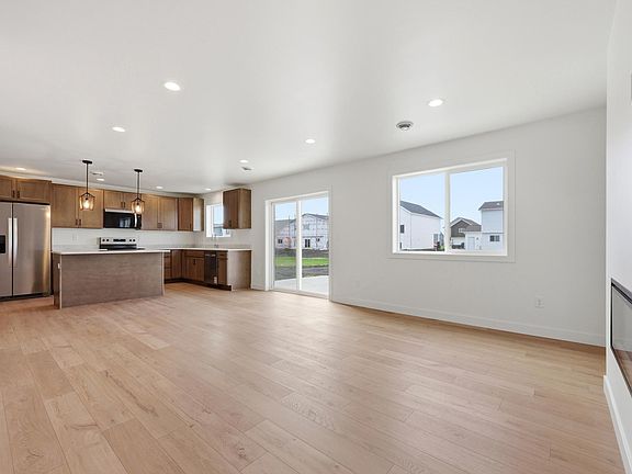 5th image of 6252 85th Ave S