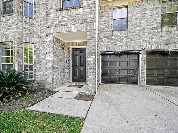 3rd image of 2534 Halstead Dr