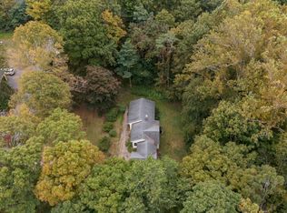 6 Melody Ln, Ivoryton, CT 06442