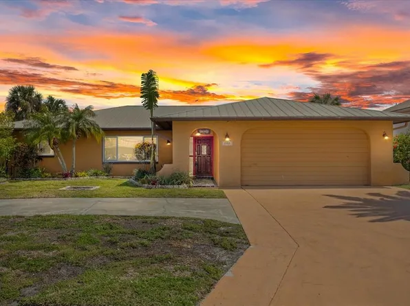 5000 Southshore Dr, New Pt Richey, FL 34652