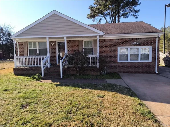 1604 Cardigan St, Chesapeake, VA 23324
