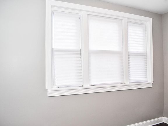 5th image of 5041 S Michigan Ave #2