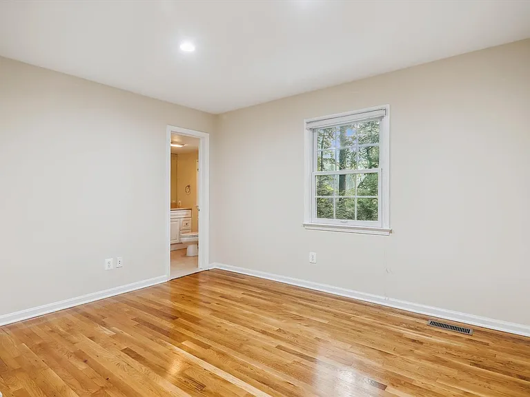 9309 Langford Ct — Photo 39