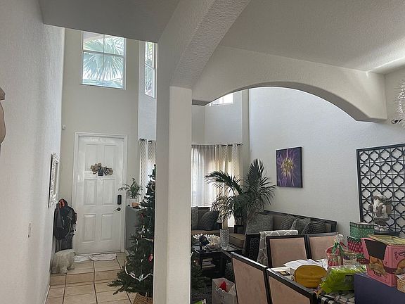 3rd image of 5017 Sancerre Cir