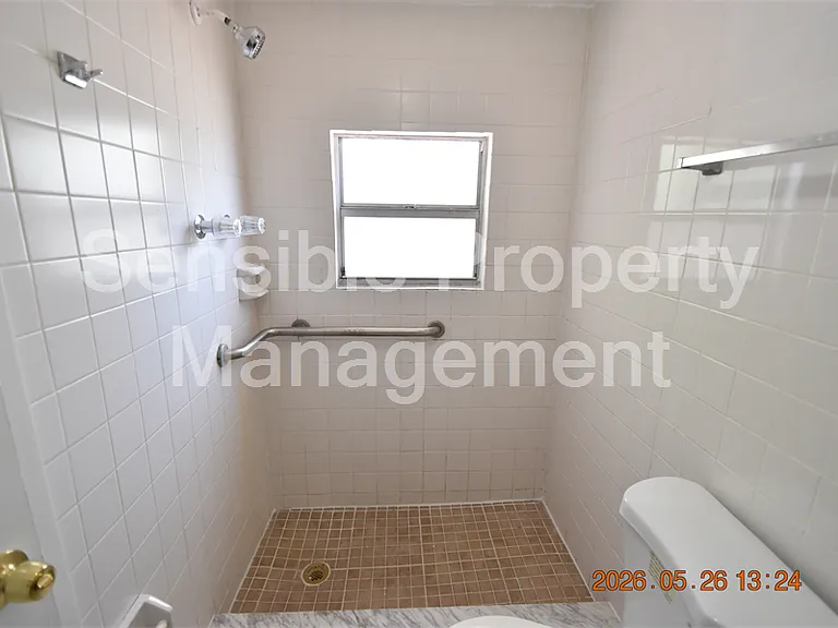 4011 W Marietta St — Photo 17