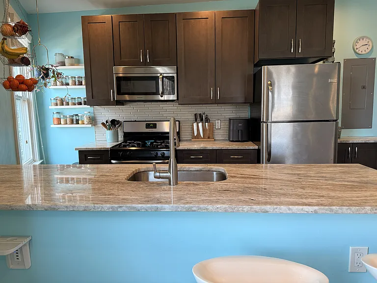 640 Buchanan St NW #207 — Photo 5