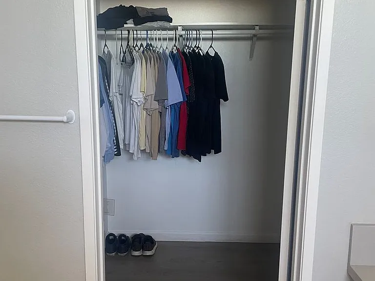 5449 Essex Dr — Photo 23