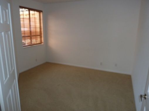 4th image of 2837 Kinsington Cir