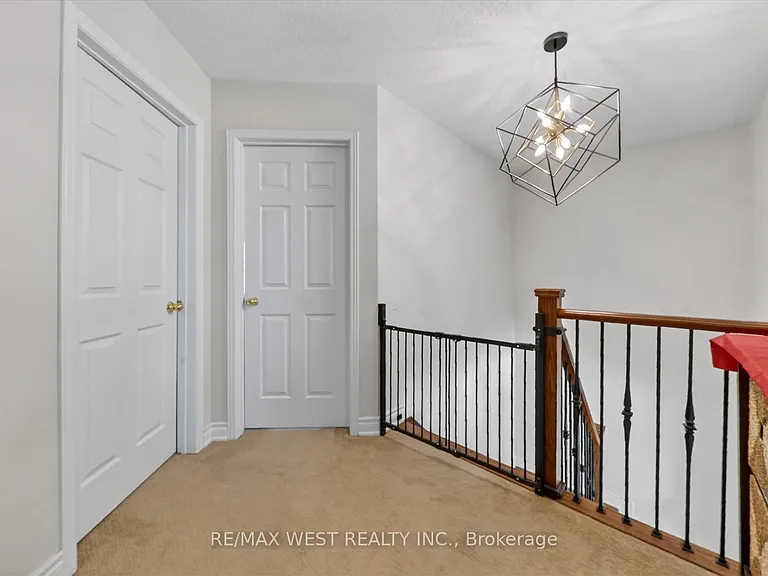 138 Gristone Cres — Photo 21