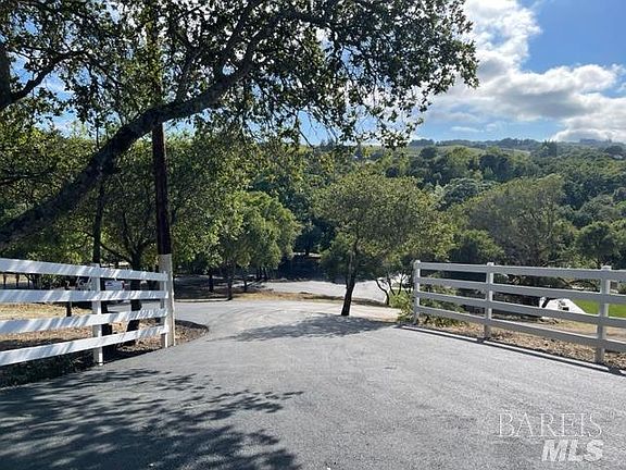 4th image of 4333 Sonoma Mountain Road