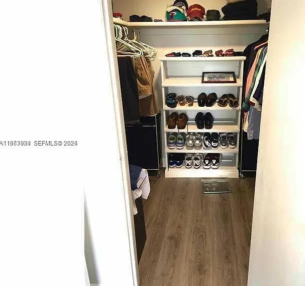 1881 Middle River Dr #604 — Photo 4