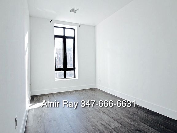 2nd image of 609 Saint Johns Pl APT 2A