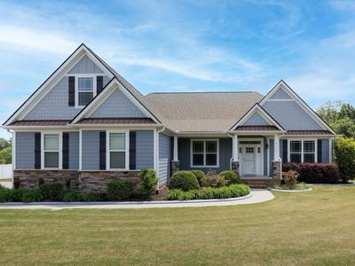 2143 Edwards Lake Rd, Greer, SC, 29651