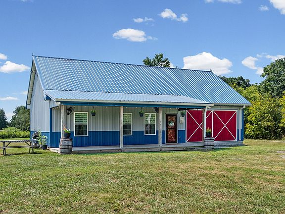 3rd image of 1114 Sun Crest Ln