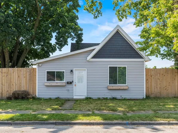 1044 Middle St, New Haven, IN 46774