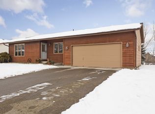 17248 Finch Path, Farmington, MN 55024