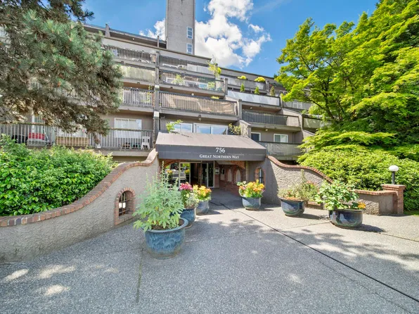 756 Great Northern Way #606, Vancouver, BC V5T 1E4