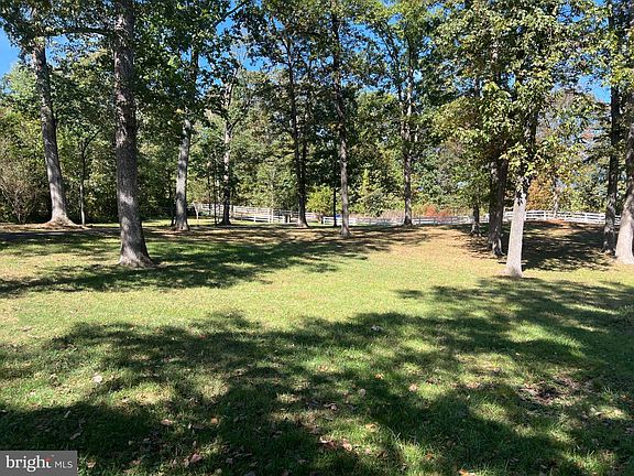 3rd image of 4561 Weston Rd