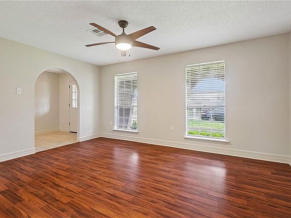 2nd image of 5549 Hamerick Dr