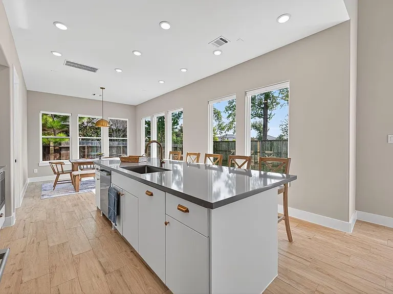 7507 Faldo Dr — Photo 6
