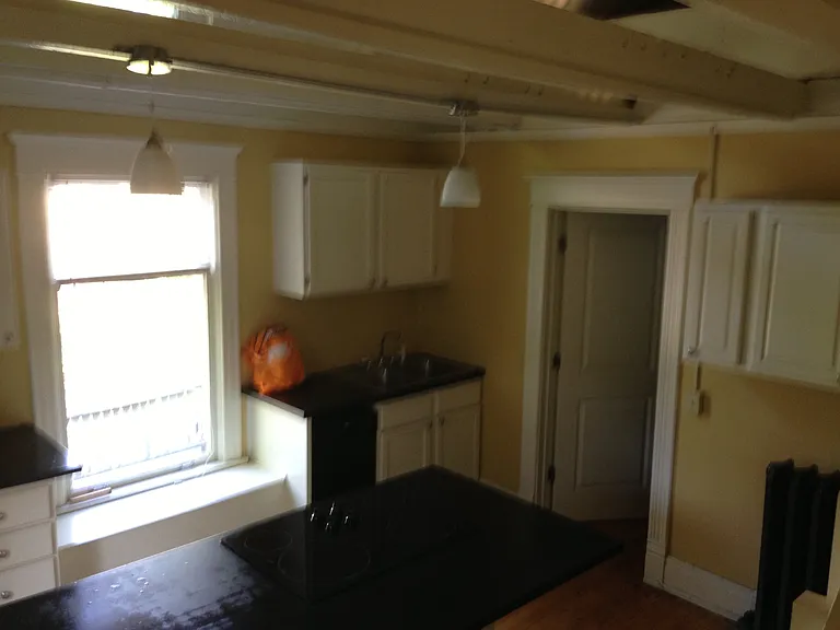 144 Union Ave NE #2W — Photo 2