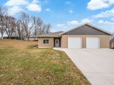 1965 Norway Ave, Windom, MN, 56101