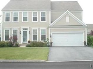 8954 Pathfinder Rd, Breinigsville, PA 18031