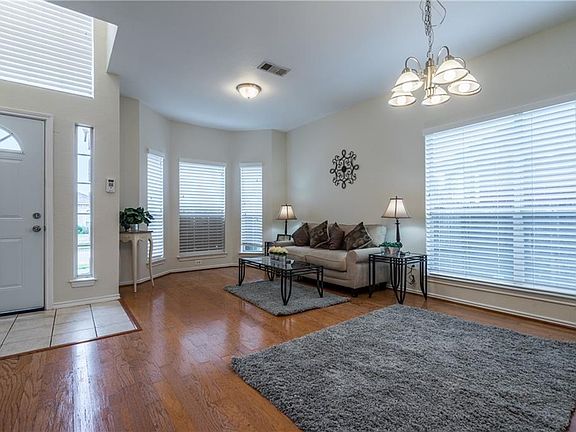 3rd image of 5642 Indian Hill Dr