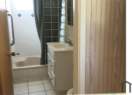 1 bed, 475 sqft, $2,878 — Photo 4