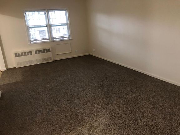 4th image of 121-31 6th Ave #2-A