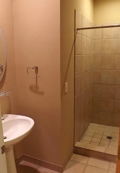 1257 Apple Valley Rd NE — Photo 12