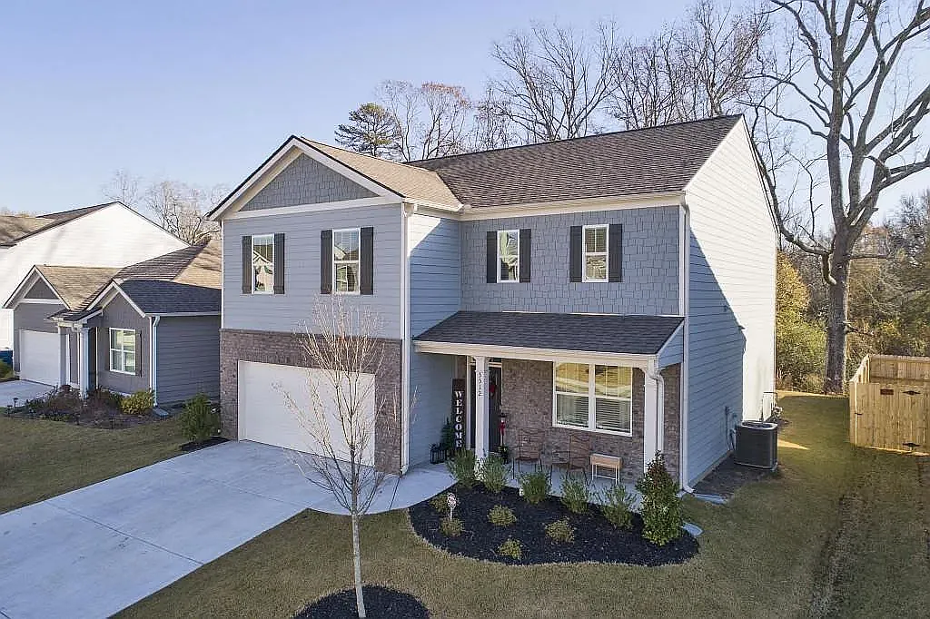 Building Photo - 5512 Barberry Ave