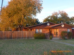 2401 Hillview Dr, Fort Worth, TX 76119